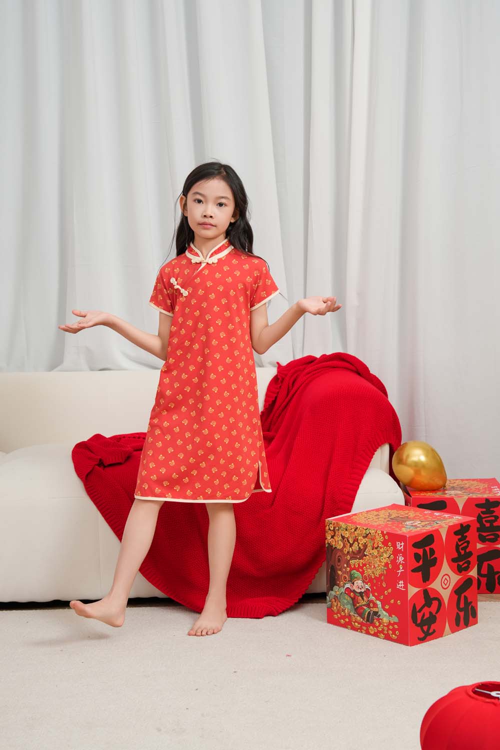 Singapore Souvenir Gift Blessing and Joy Family Set with Lucky Fu Characters Baby Kids Girl Cheongsam Dress 0830 - Little Kooma