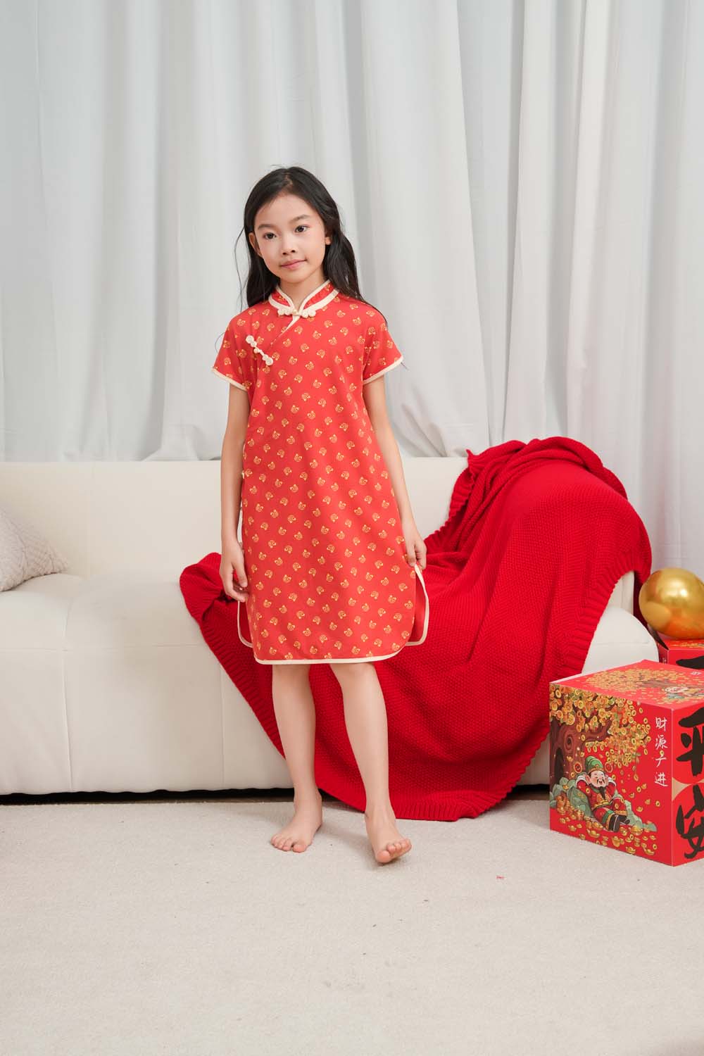 Singapore Souvenir Gift Blessing and Joy Family Set with Lucky Fu Characters Baby Kids Girl Cheongsam Dress 0830 - Little Kooma