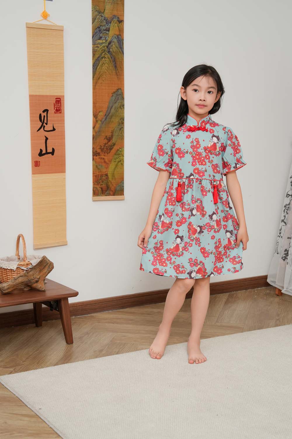 Singapore Souvenir Gift Little Girl Dancing Among Red Plum Flowers Baby Kids Girl Cheongsam Dress 0853 - Little Kooma