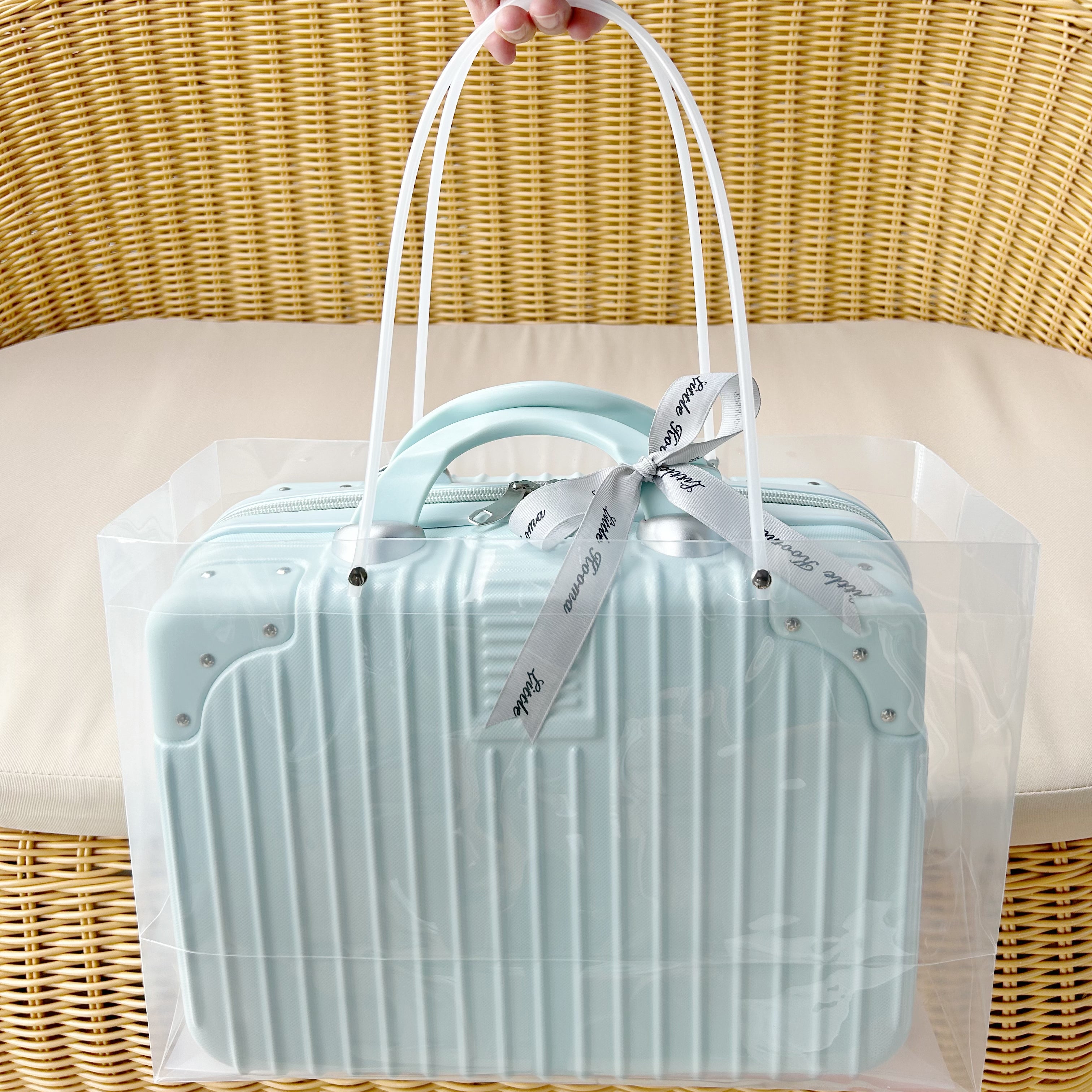New Born Baby Girl LED Light Layette Plush Blanket Romper Blue Bunny Suitcase Mummy Makeup Box Gift Hamper Gift Box Set