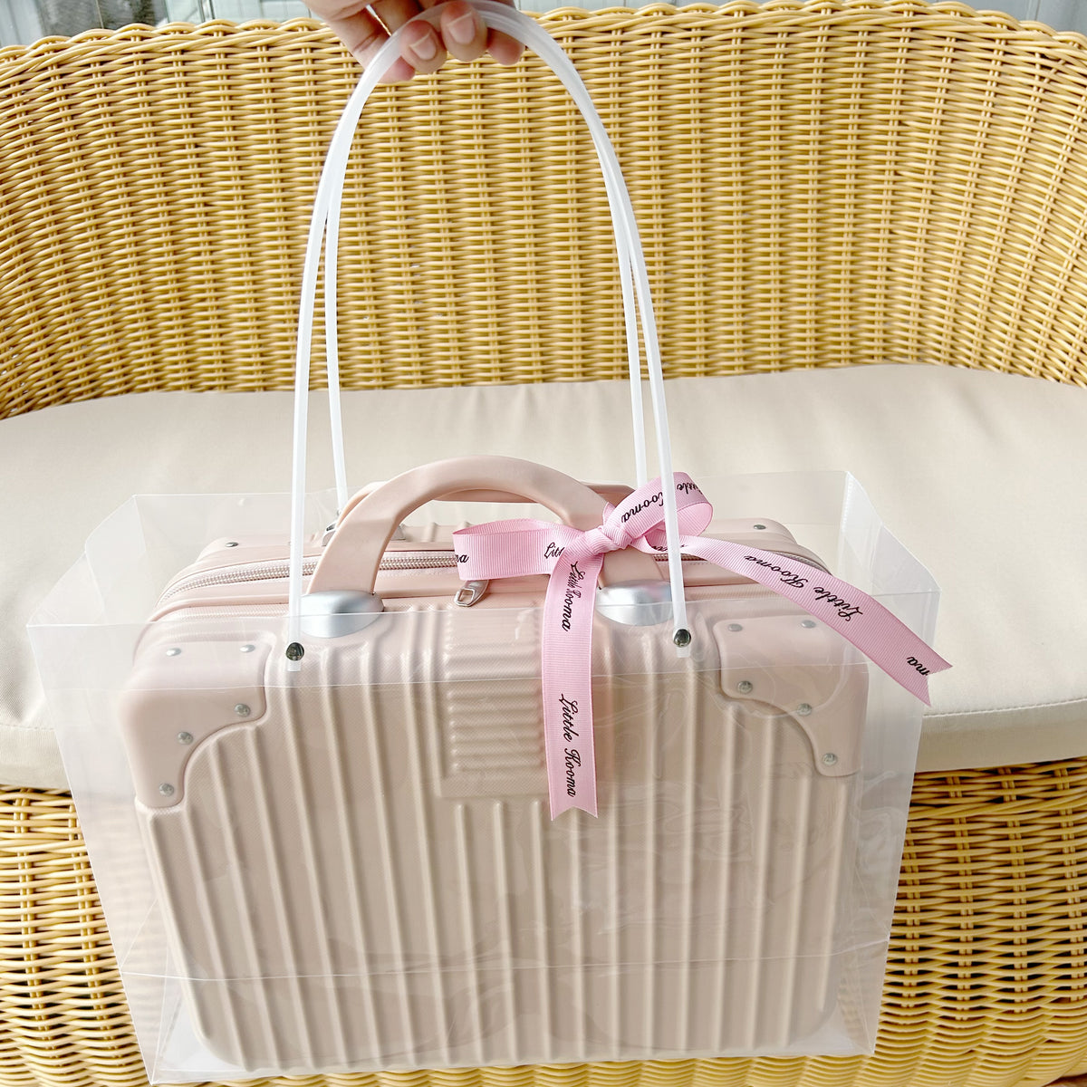 New Born Baby Girl LED Light Layette Plush Blanket Romper Blue Bunny Suitcase Mummy Makeup Box Gift Hamper Gift Box Set