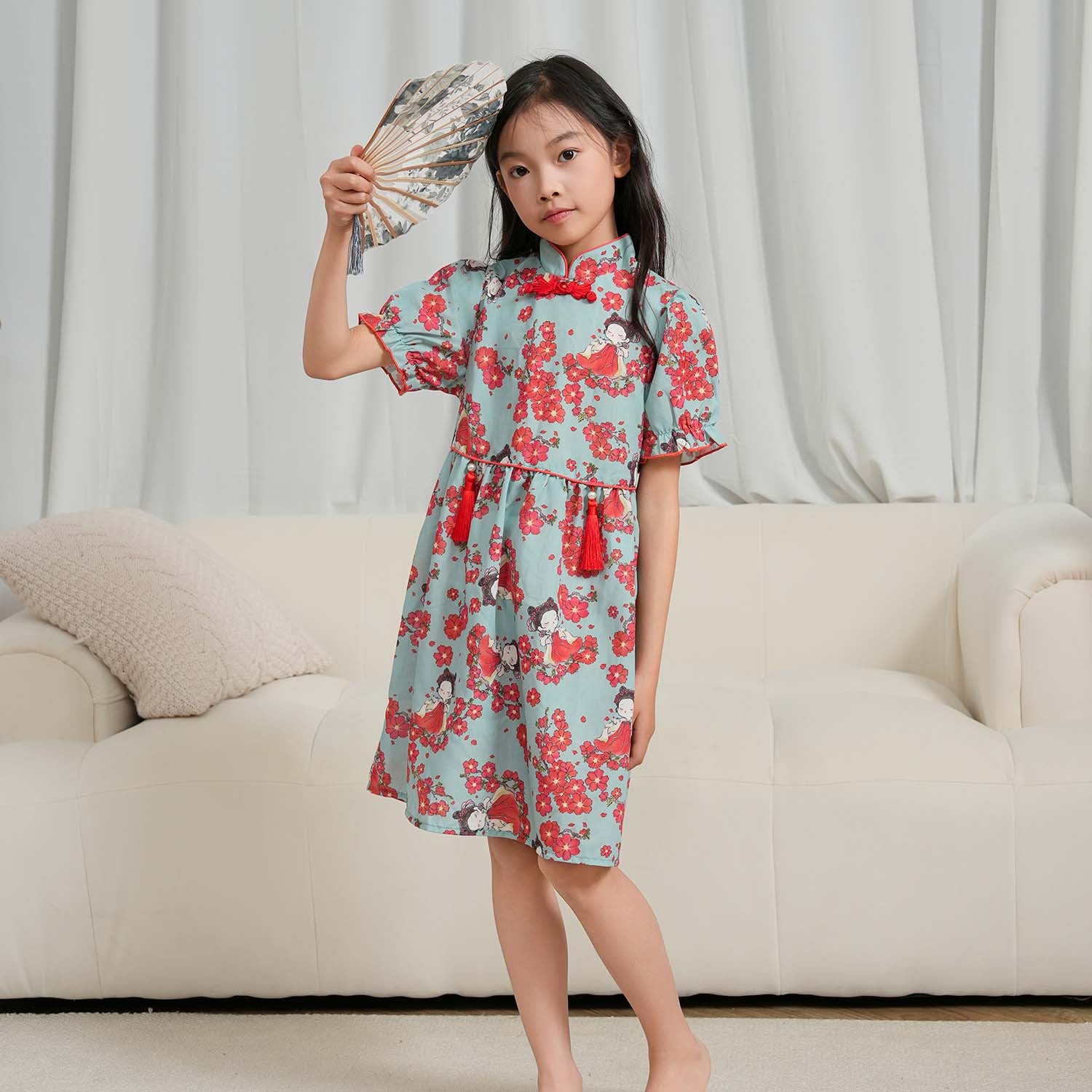 Singapore Souvenir Gift Little Girl Dancing Among Red Plum Flowers Baby Kids Girl Cheongsam Dress 0853 - Little Kooma