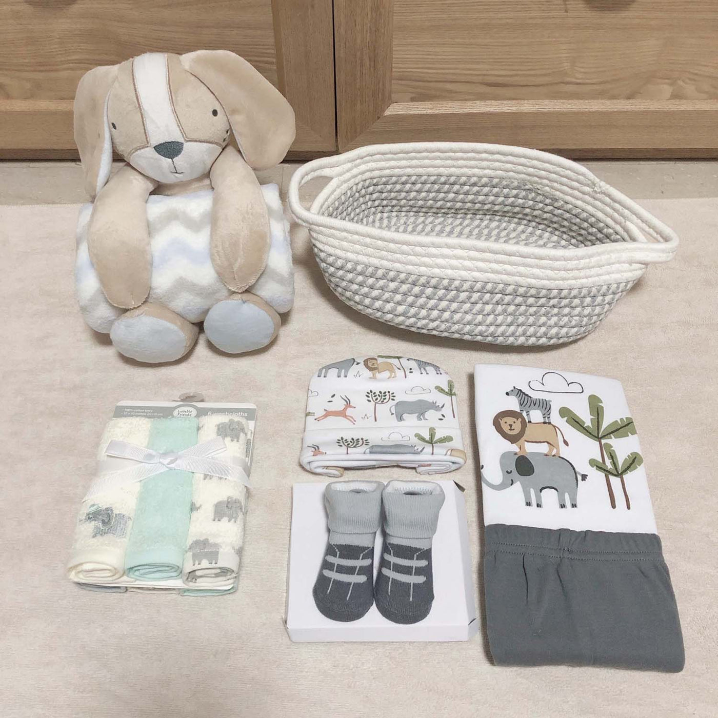New Born Baby Boy LED Light Diaper Layette Toy Blanket Jungle Animal Gift Hamper - Little Kooma