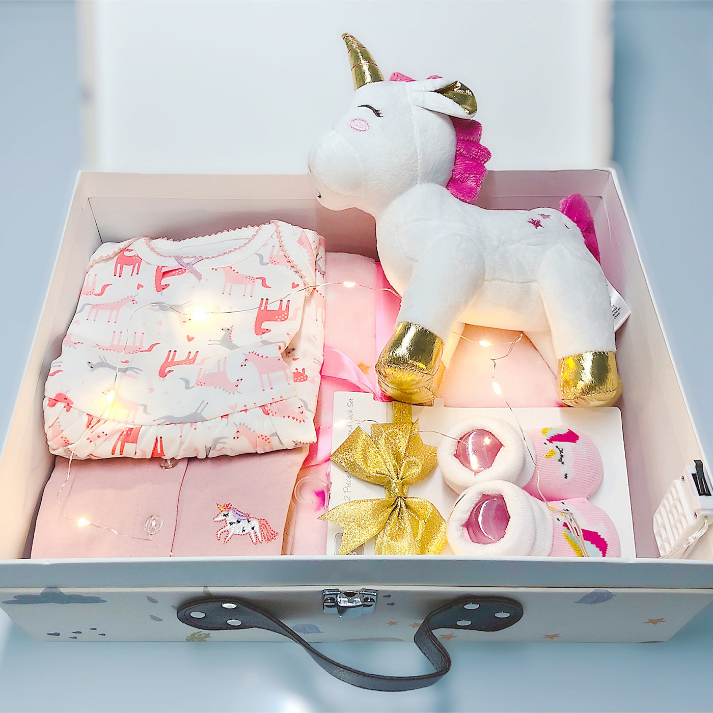 New Born Baby Girl LED Light Gift Box 6 Pcs Unicorn Set - Little Kooma