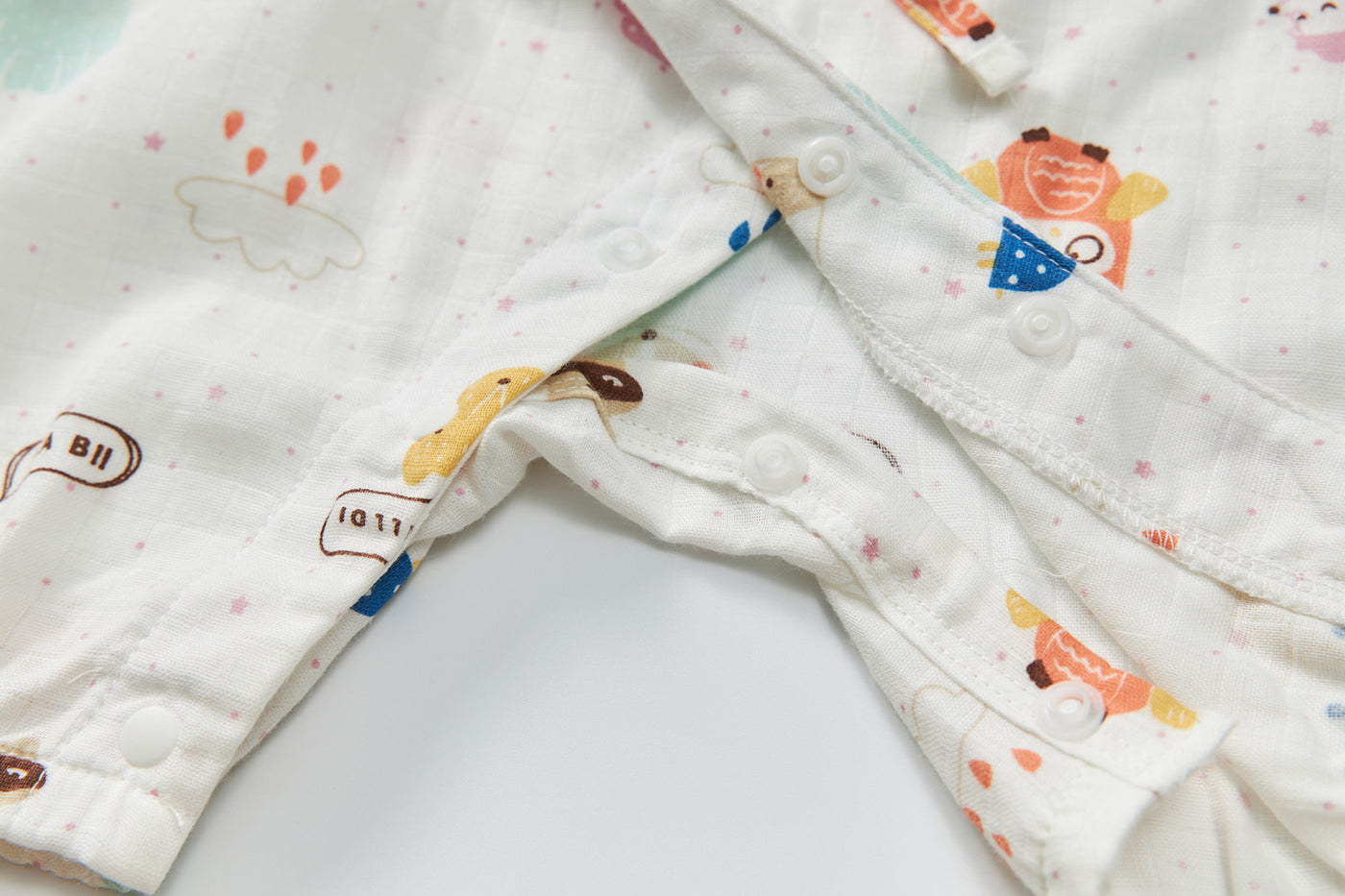 Baby Breathable Cotton Gauze Fabric Kimono Romper White w Animals - Little Kooma